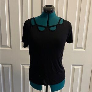 VENUS BLACK CUT OUT T SHIRT